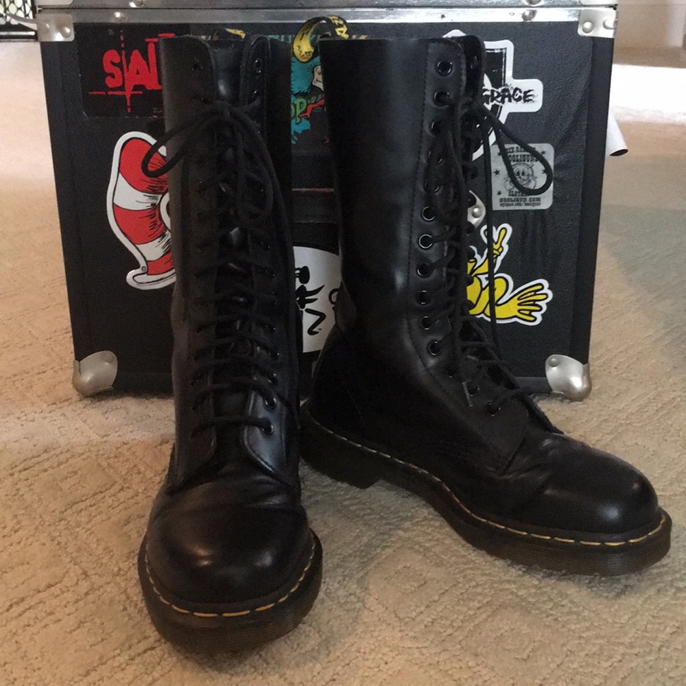 Dr. Martens 1914 Boot